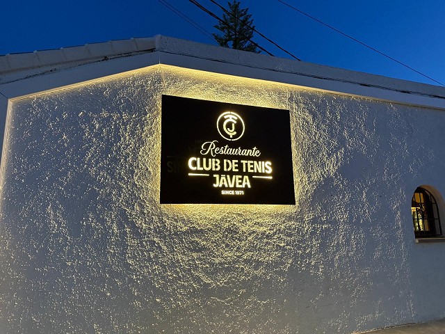 https://www.clubtenisjavea.com/public/images/cache/640x480/cartel-fachada-1776254031.jpeg