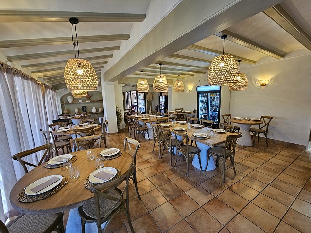 https://www.clubtenisjavea.com/public/images/cache/640x480/comedor-1776253627.jpeg