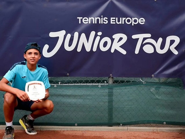 Oliver gana el Open de Pully