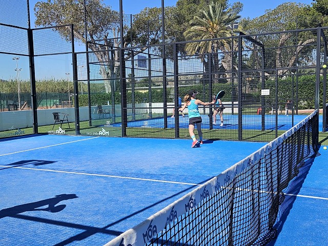 https://www.clubtenisjavea.com/public/images/cache/640x480/foto-chicas-1776933938.jpeg