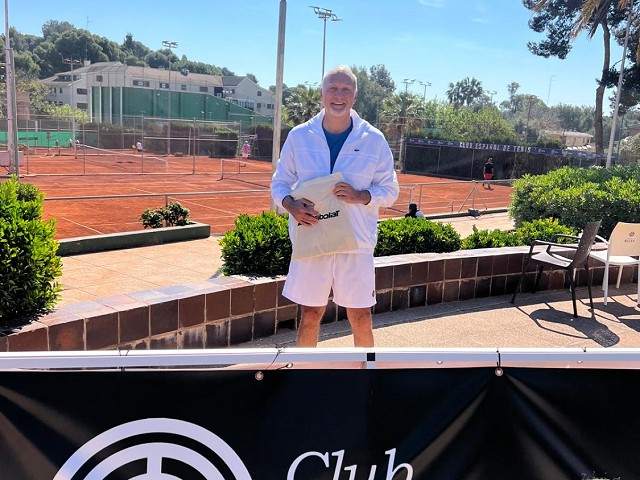 https://www.clubtenisjavea.com/public/images/cache/640x480/foto-cochet-1776849488.jpeg