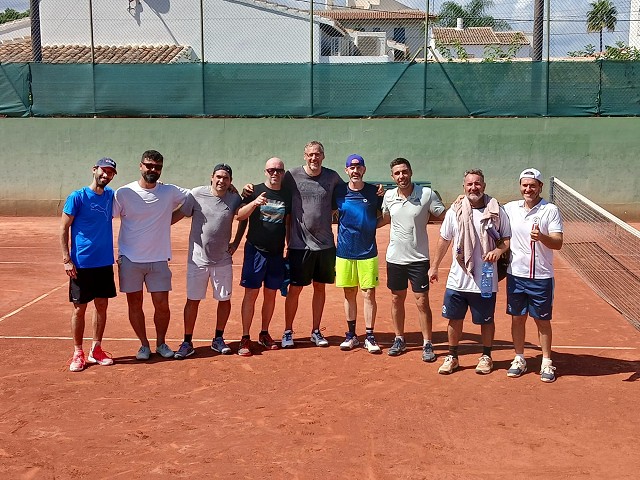 Debut de los equipos veteranos del CTJ