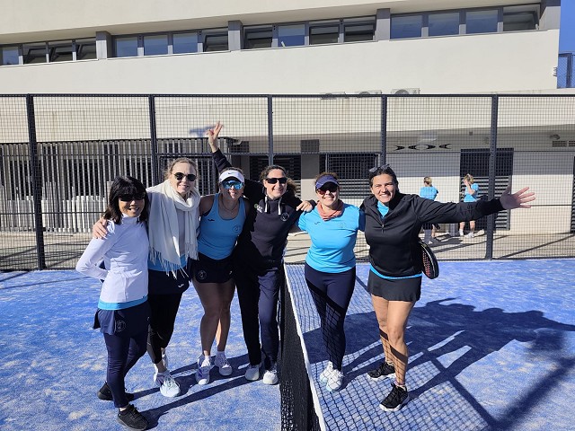 Victoria del equipo femenino de pádel